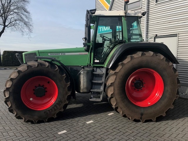 Fendt Favorit 926 4.jpg
